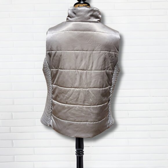 Liz Claiborne Silver Quilted Puffer Vest | Size XL | Lightweight Satin Shine - Picture 3 of 8